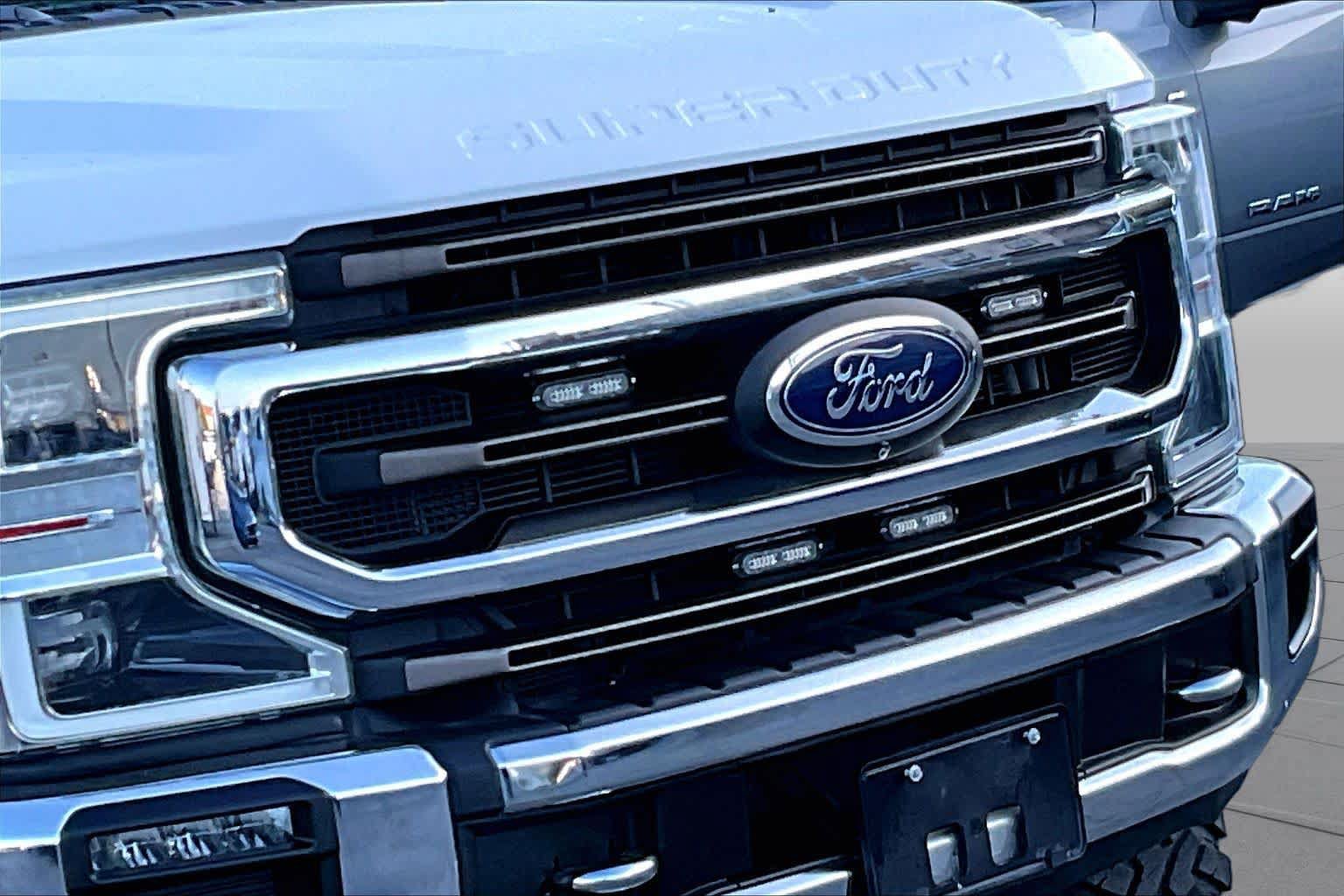 Certified 2022 Ford F250 King Ranch w/ King Ranch Ultimate Package AWD/4WD image 25