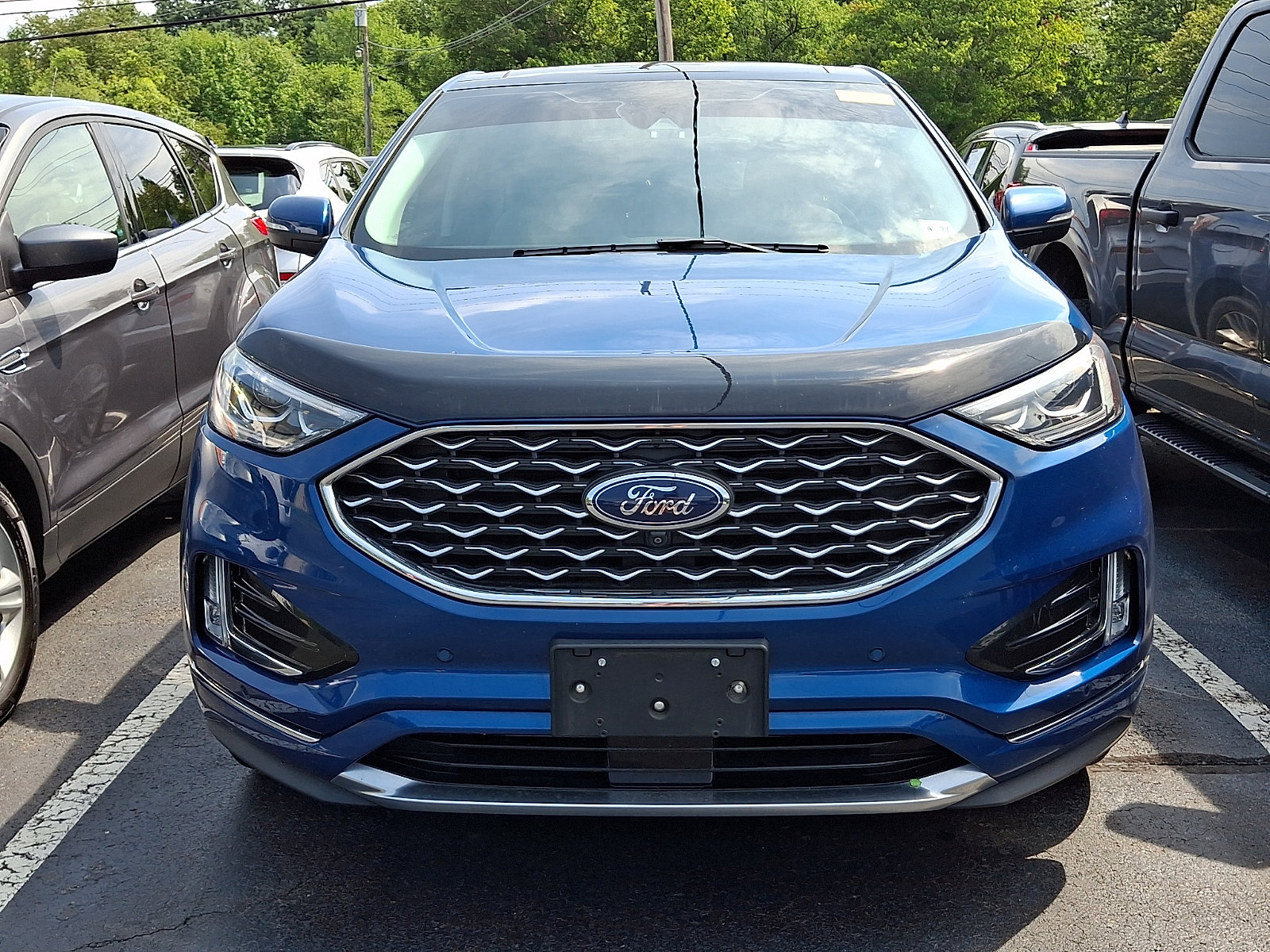 Certified 2022 Ford Edge Titanium w/ Equipment Group 301A AWD/4WD image 2