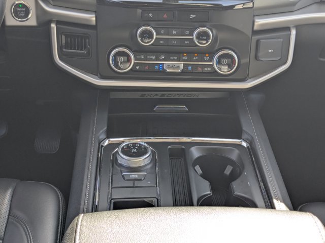 Certified 2024 Ford Expedition XLT image 21