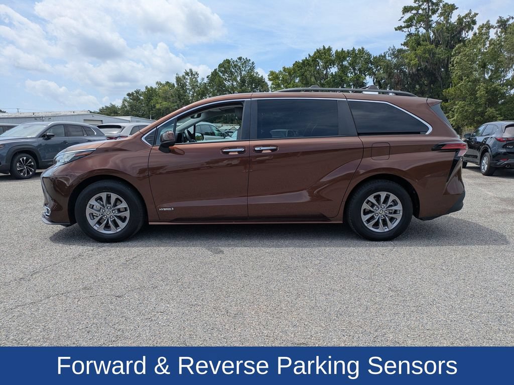 Used 2021 Toyota Sienna XLE AWD/4WD image 8