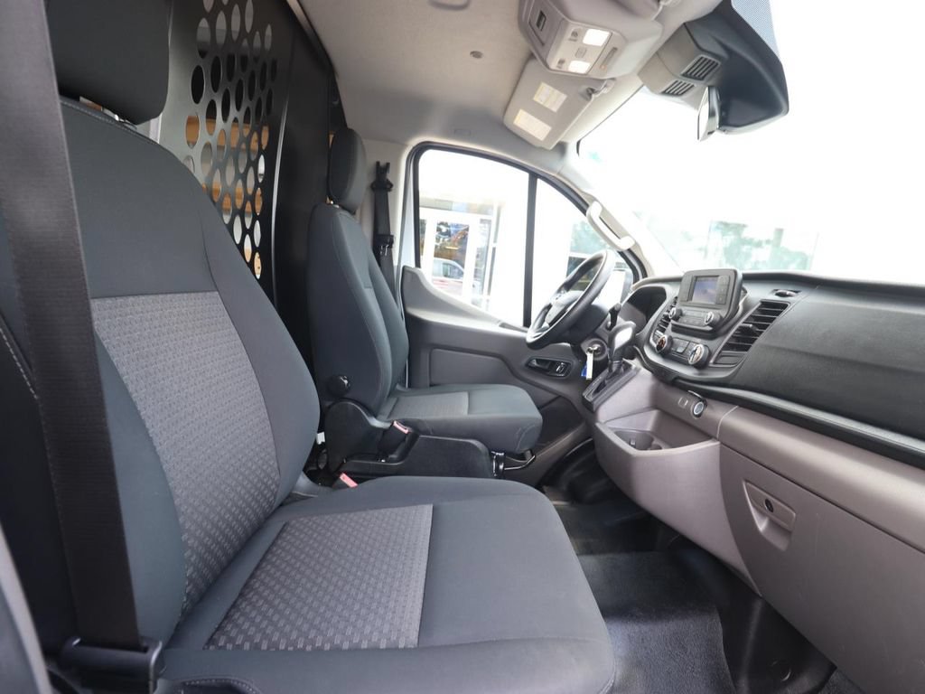 Certified 2025 Ford Transit 250 Low Roof w/ Exterior Upgrade Package RWD image 9