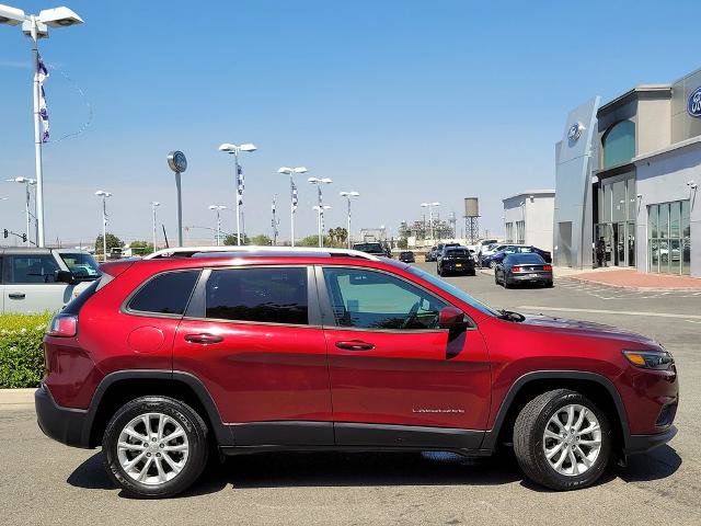 Used 2020 Jeep Cherokee Latitude FWD image 3