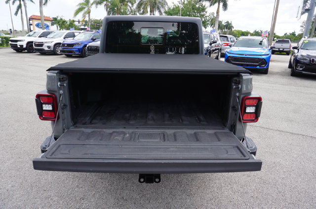 Used 2021 Jeep Gladiator Mojave w/ Dual Top Group AWD/4WD image 12