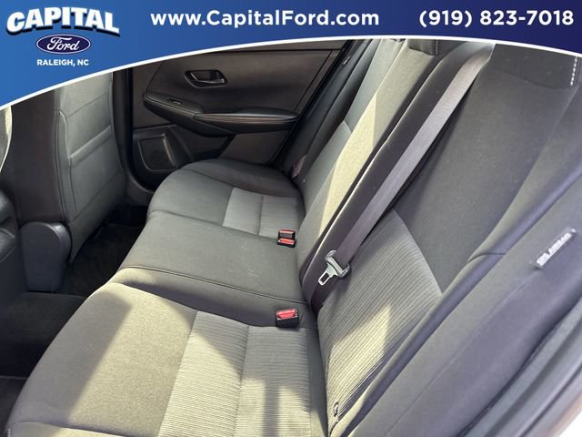 Used 2025 Nissan Sentra SV FWD image 18