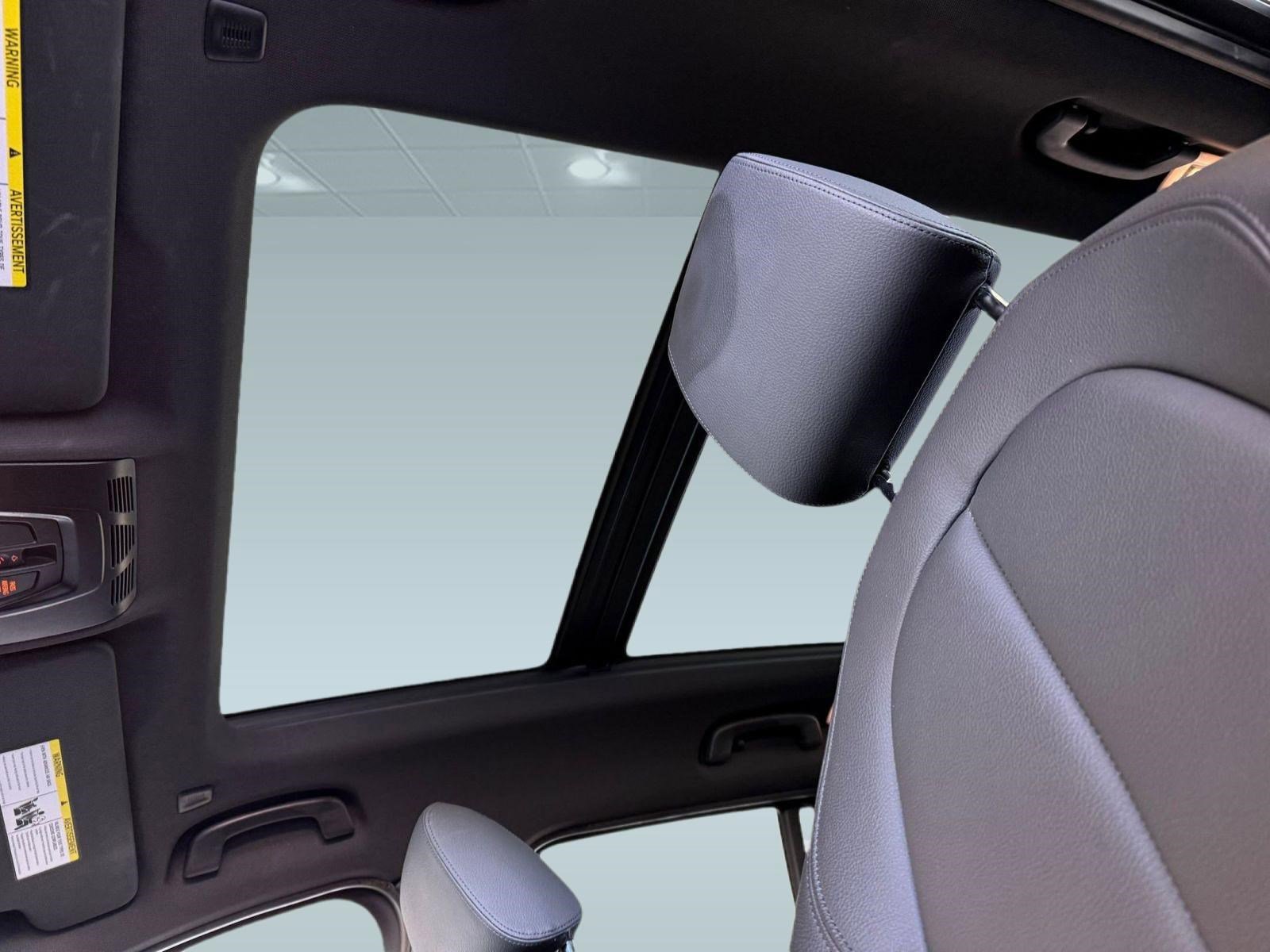 Used 2022 BMW X1 xDrive28i w/ Convenience Package AWD/4WD image 16