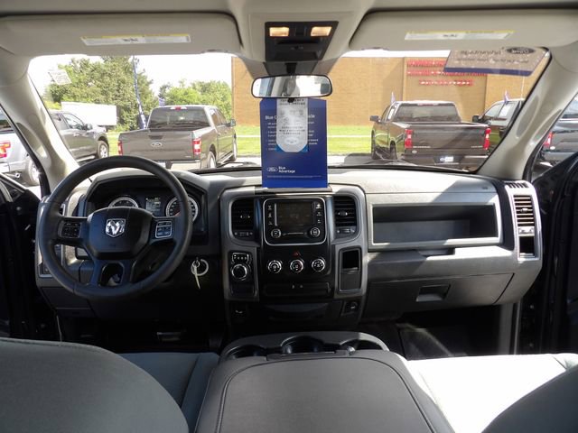 Used 2018 RAM 1500 Express w/ Black Ram 1500 Express Group RWD image 19