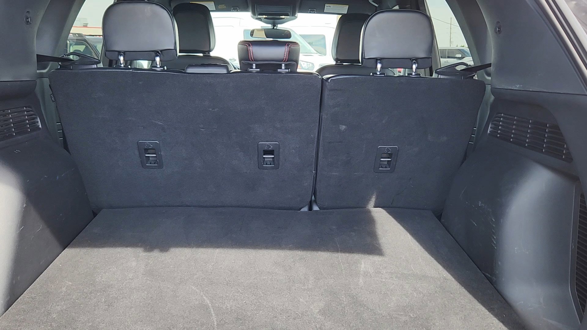 Certified 2025 Ford Escape ST-Line image 19