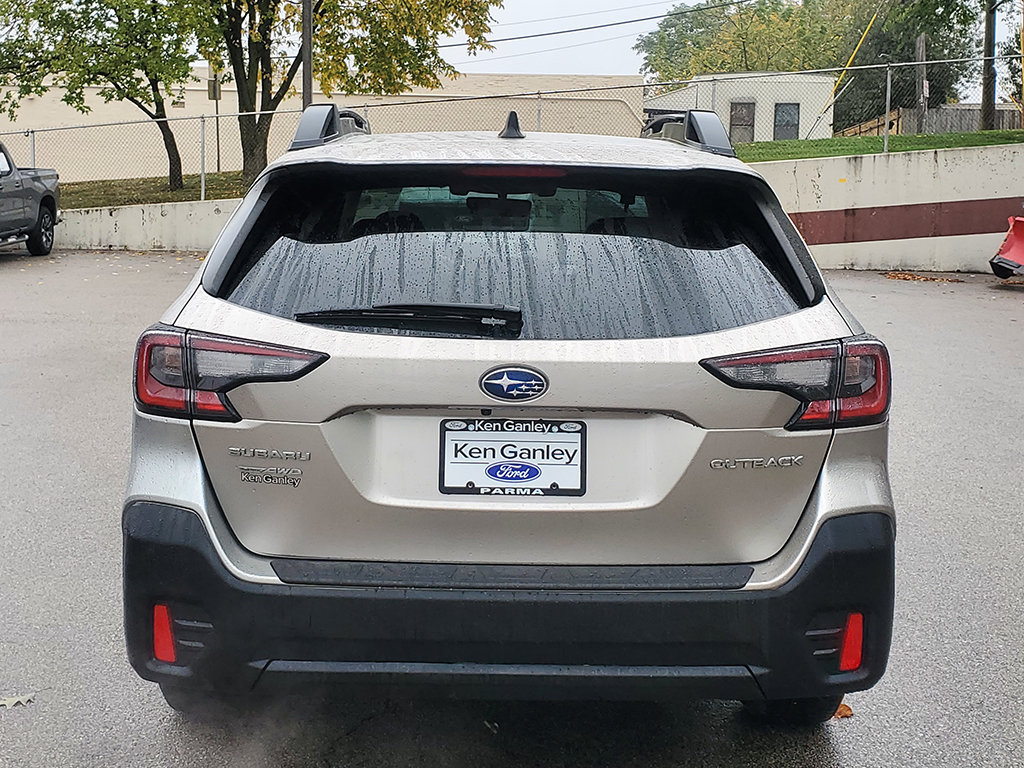 Used 2020 Subaru Outback Premium w/ Popular Package #1 AWD/4WD image 6