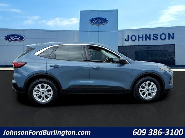 Certified 2023 Ford Escape Active AWD/4WD image 2