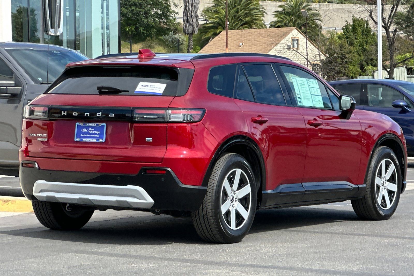 Used 2024 Honda Prologue Touring image 3