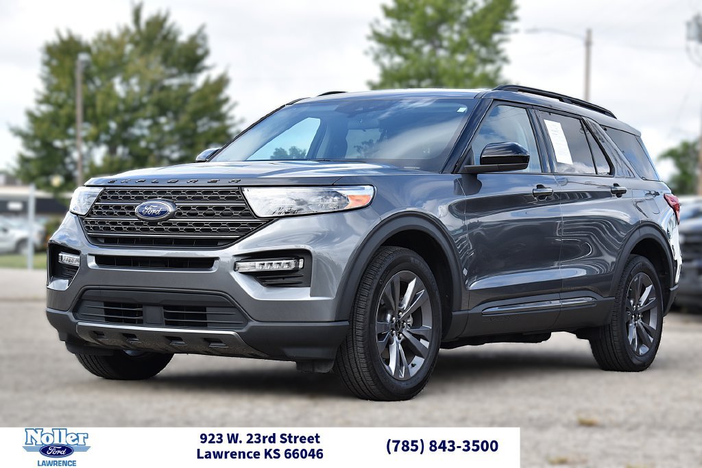 Certified 2024 Ford Explorer XLT w/ Equipment Group 202A