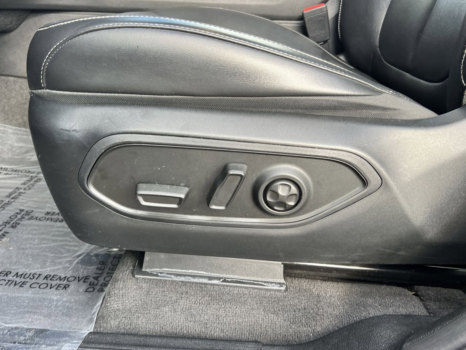 Used 2021 Jeep Grand Cherokee L Limited image 13