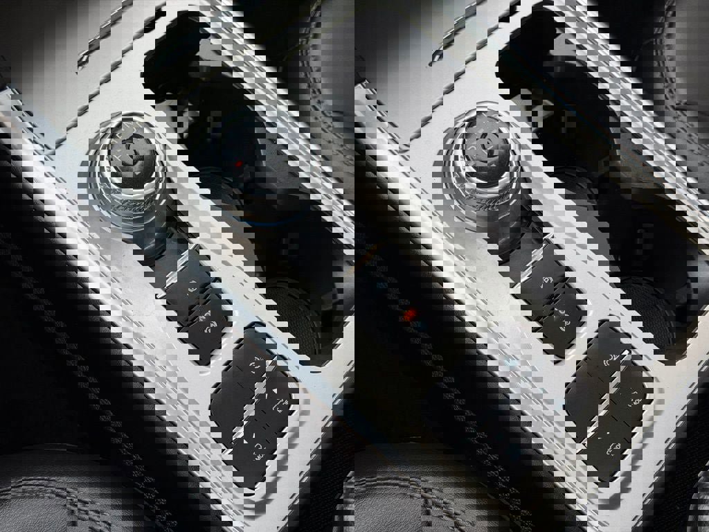 Certified 2022 Ford Explorer XLT w/ Equipment Group 202A image 47