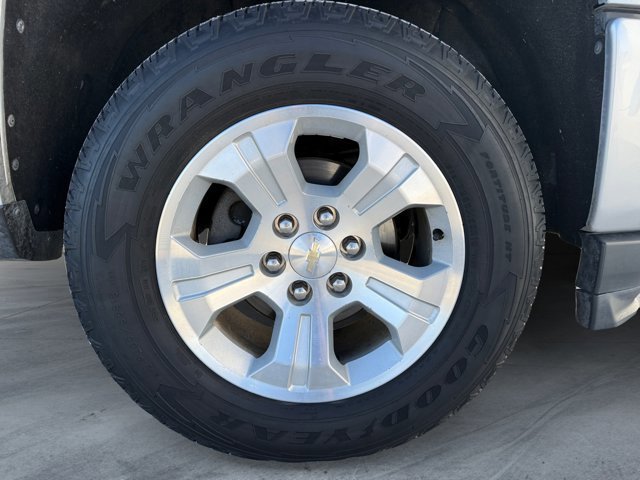 Used 2018 Chevrolet Silverado 1500 LT w/ All Star Edition image 13