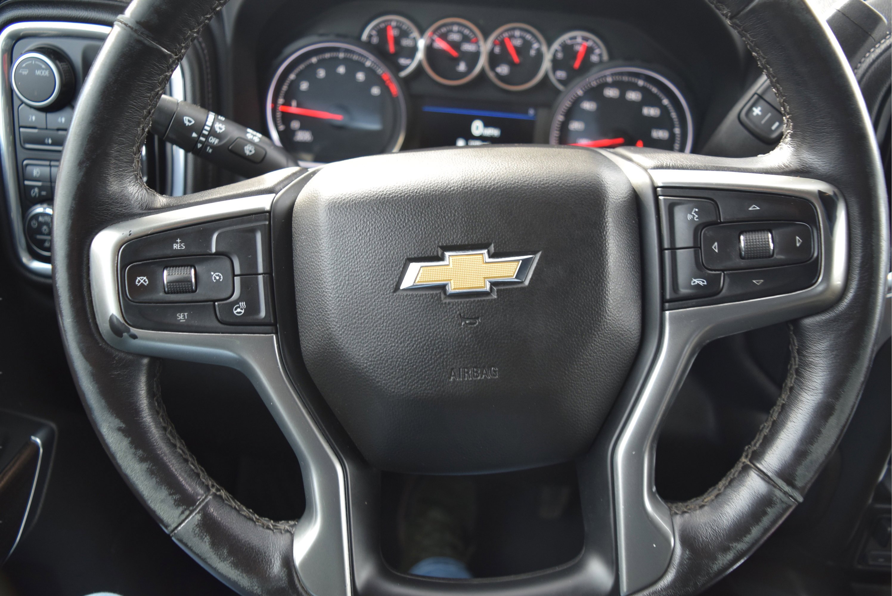 Used 2023 Chevrolet Silverado 2500 LT w/ Convenience Package image 14