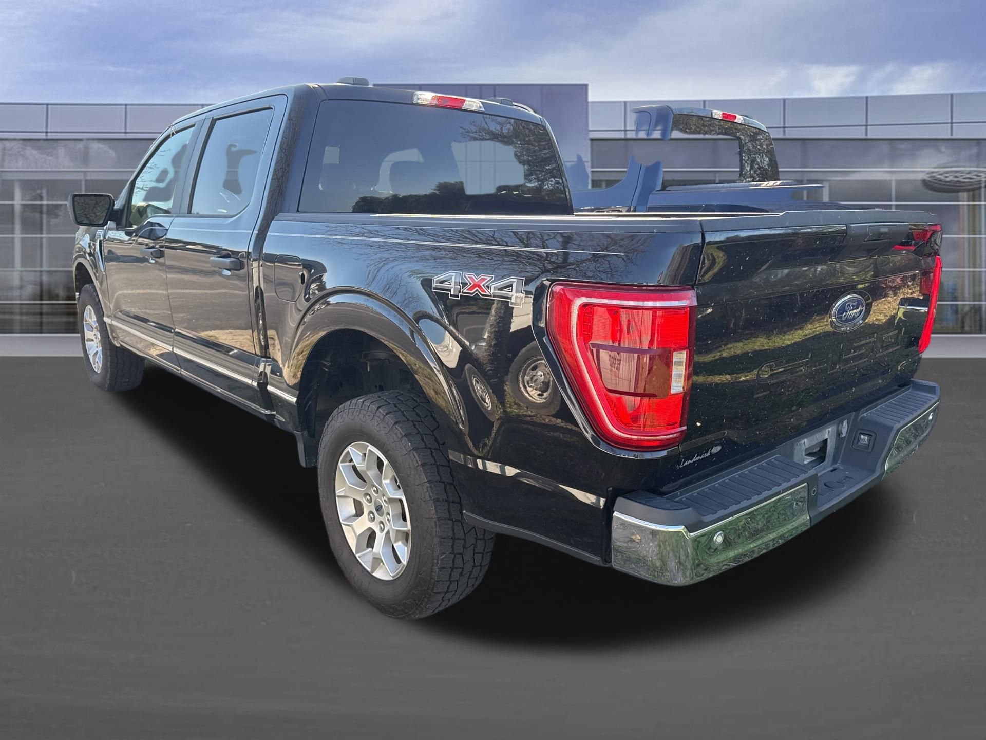 Certified 2023 Ford F150 XLT image 7