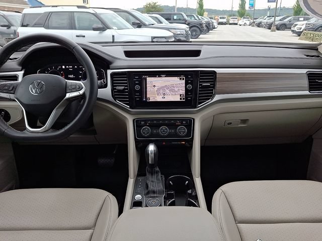 Used 2022 Volkswagen Atlas SEL AWD/4WD image 15