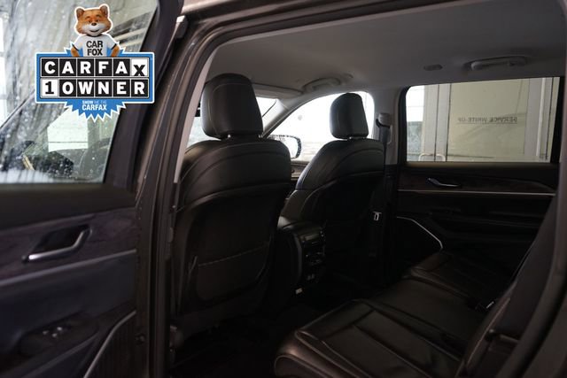 Used 2022 Jeep Grand Cherokee L Limited image 28