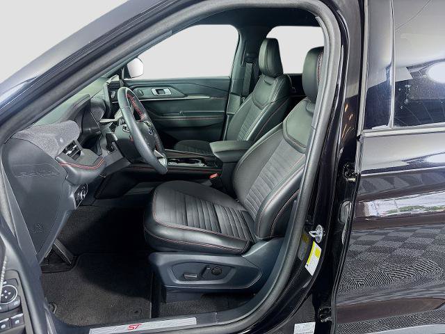 Certified 2025 Ford Explorer ST-Line w/ ST-Line Street Pack AWD/4WD image 22
