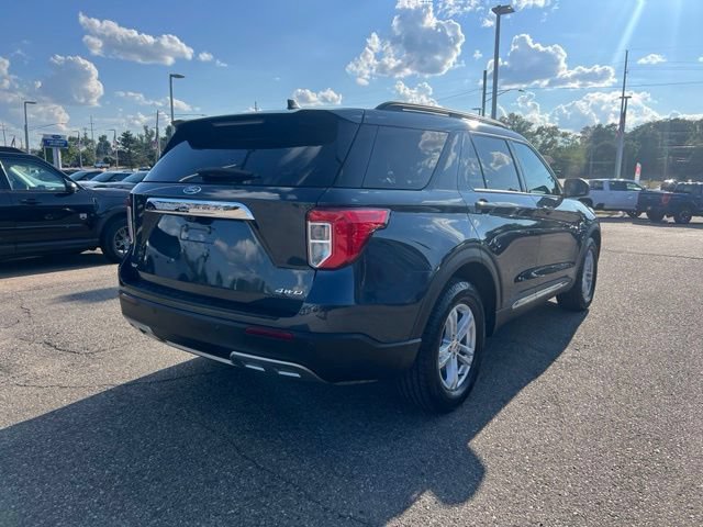 Certified 2023 Ford Explorer XLT w/ Equipment Group 202A AWD/4WD image 3