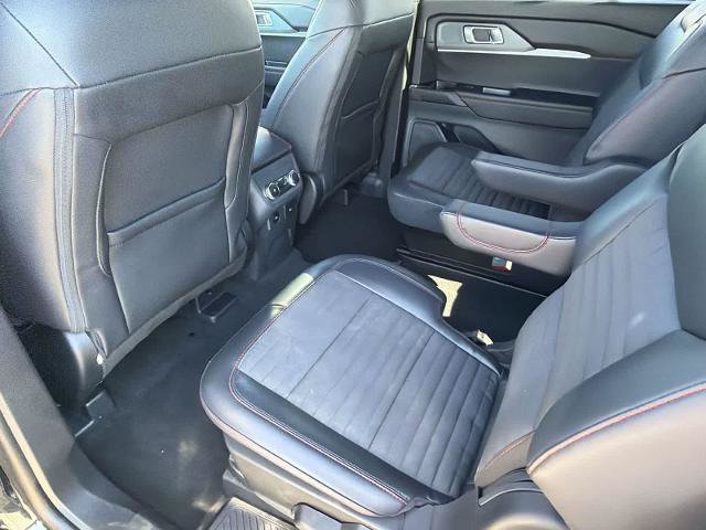 Certified 2025 Ford Explorer ST-Line AWD/4WD image 18