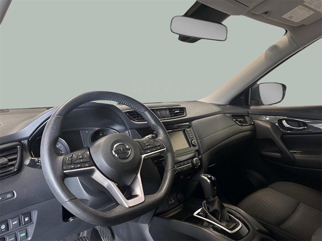 Used 2019 Nissan Rogue SV image 12