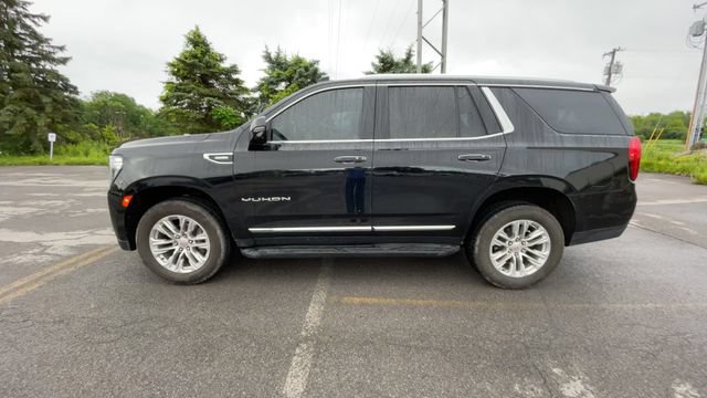 Used 2021 GMC Yukon SLT w/ Rear Media and Nav Package AWD/4WD image 6