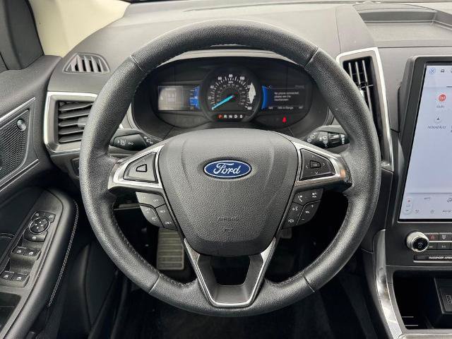 Certified 2024 Ford Edge Titanium AWD/4WD image 12