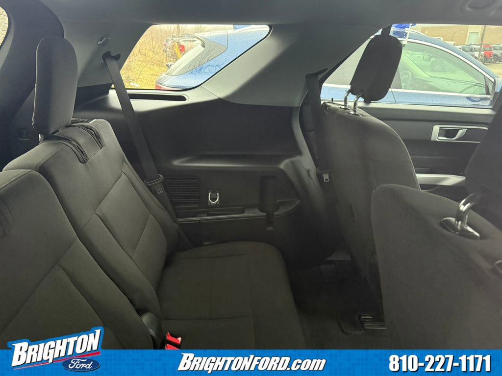 Certified 2024 Ford Explorer XLT image 9