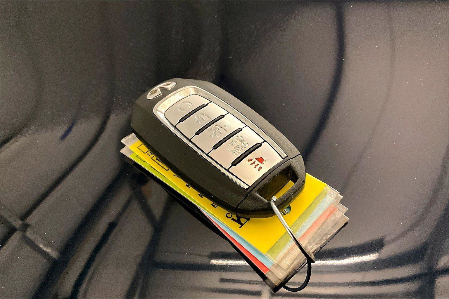 Used 2019 INFINITI QX60 Luxe w/ Essential Package image 9