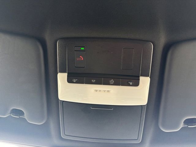 Used 2023 Mitsubishi Outlander SE Black Edition FWD image 7