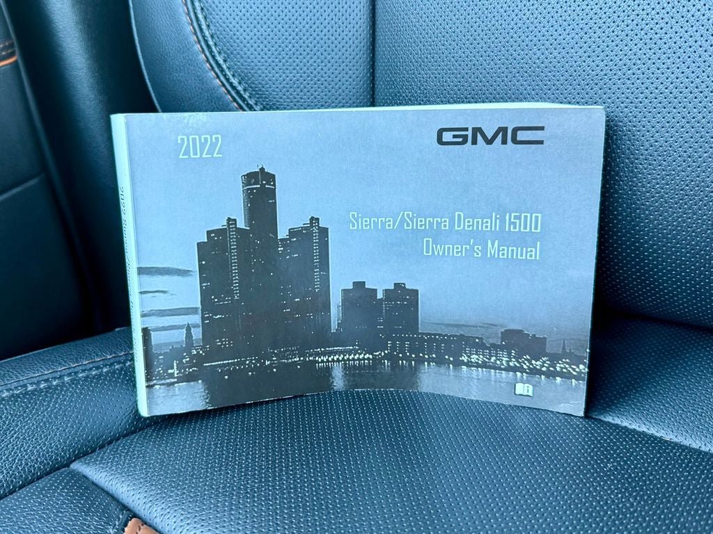 Used 2022 GMC Sierra 1500 AT4 w/ AT4 Premium Package AWD/4WD image 32