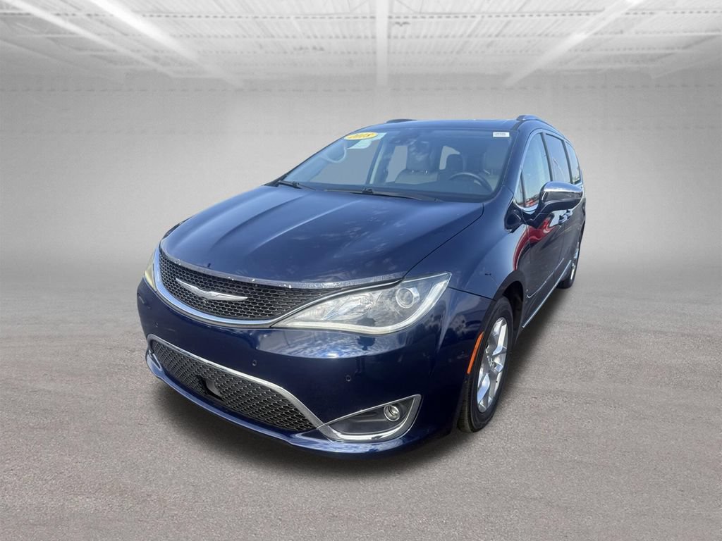 Used 2018 Chrysler Pacifica Limited w/ Advanced Safetytec Group FWD image 12