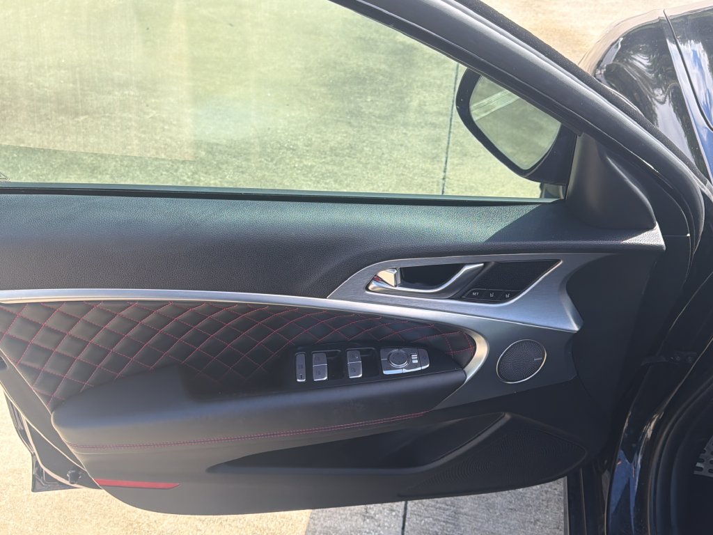 Used 2021 Genesis G70 3.3T w/ Sport Package RWD image 16