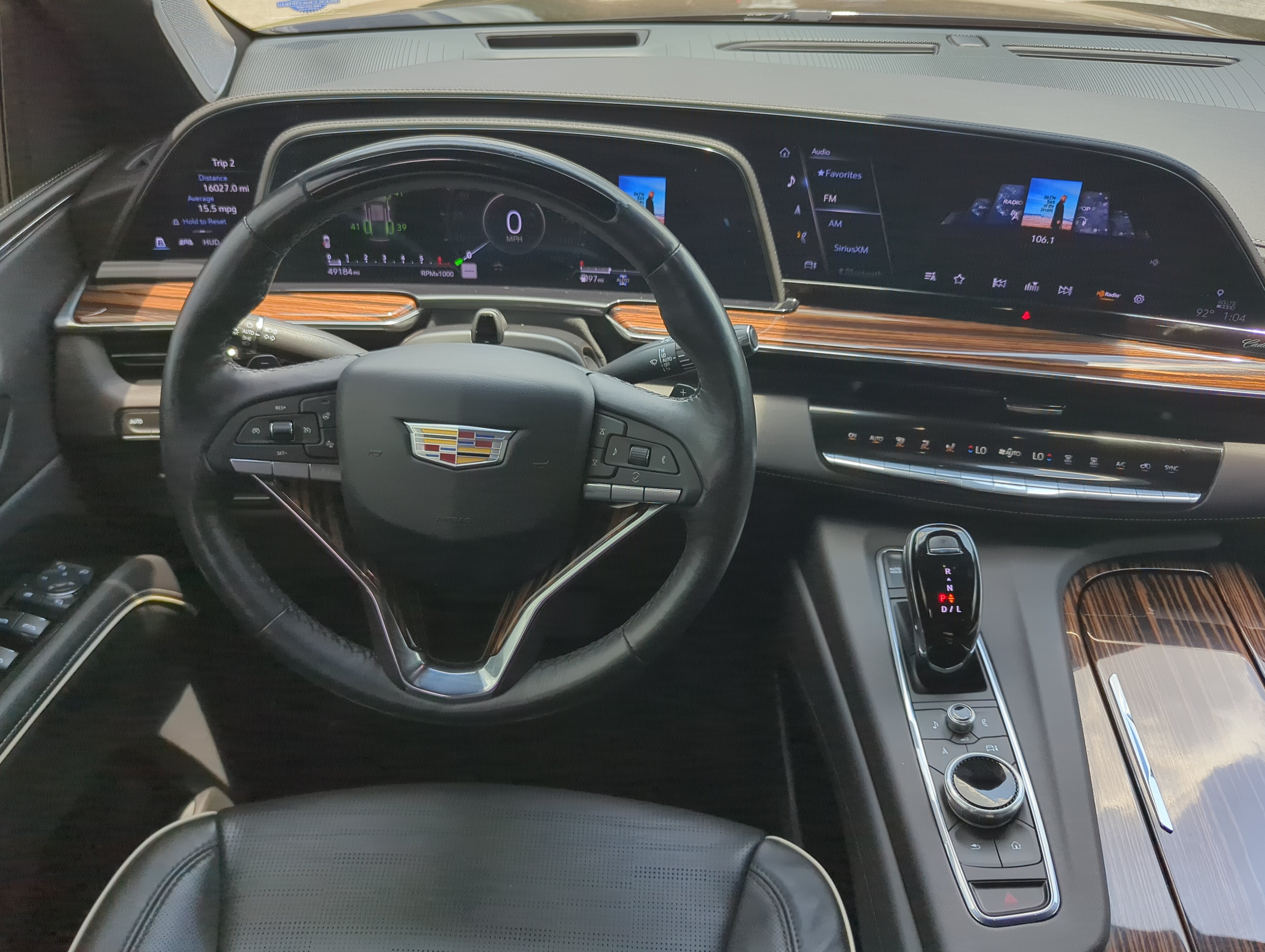 Used 2024 Cadillac Escalade Premium Luxury w/ Performance Package AWD/4WD image 14