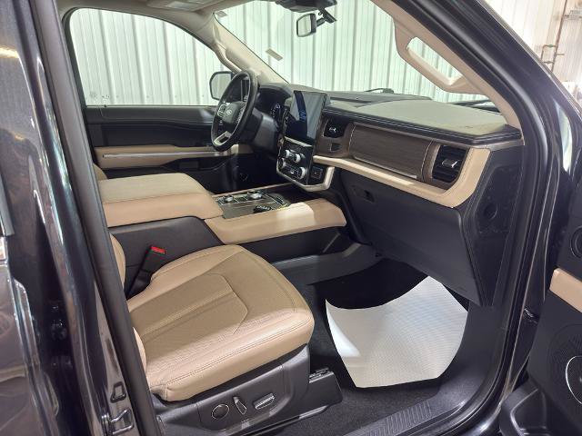 Certified 2024 Ford Expedition Limited AWD/4WD image 34