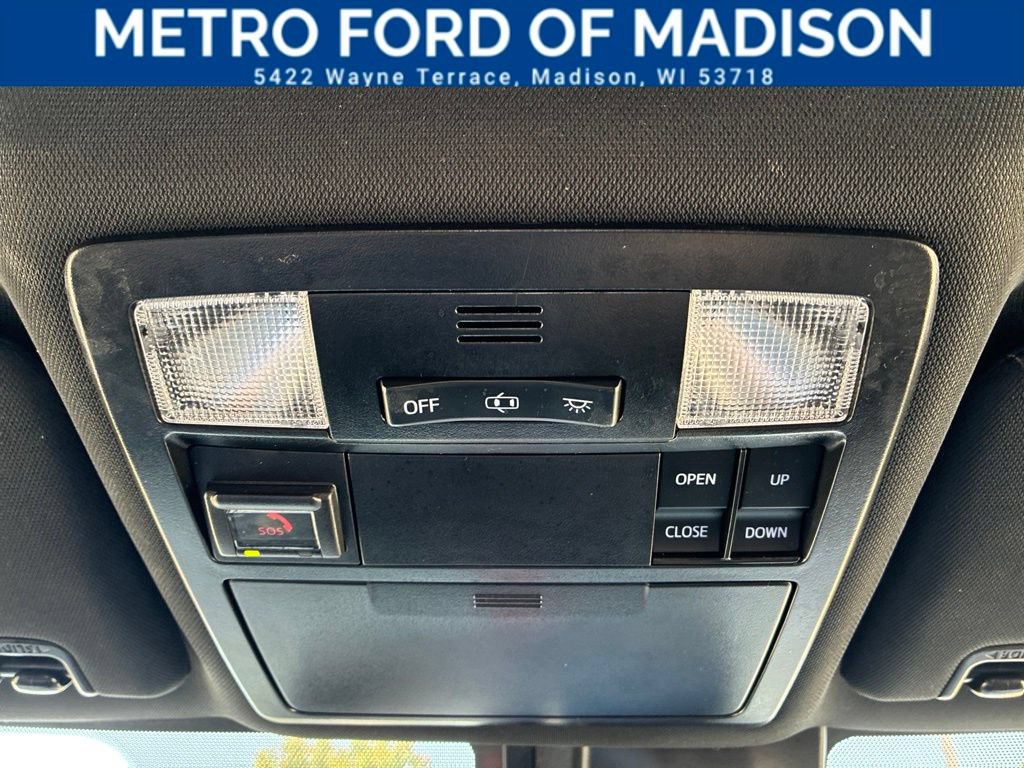 Used 2021 Toyota Tacoma Limited AWD/4WD image 32