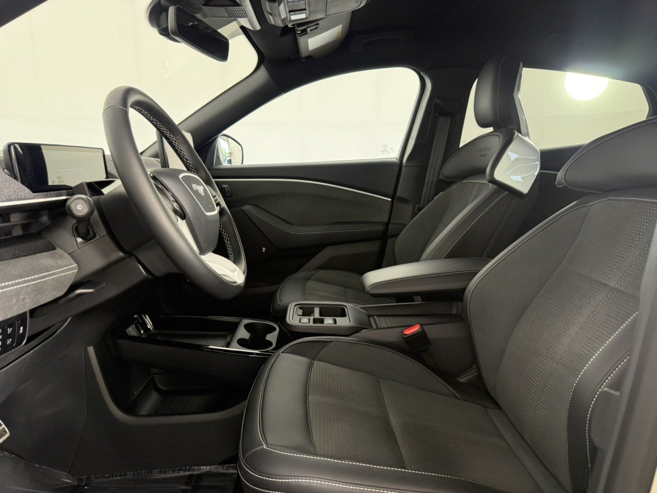 Certified 2025 Ford Mustang Mach-E GT AWD/4WD image 14