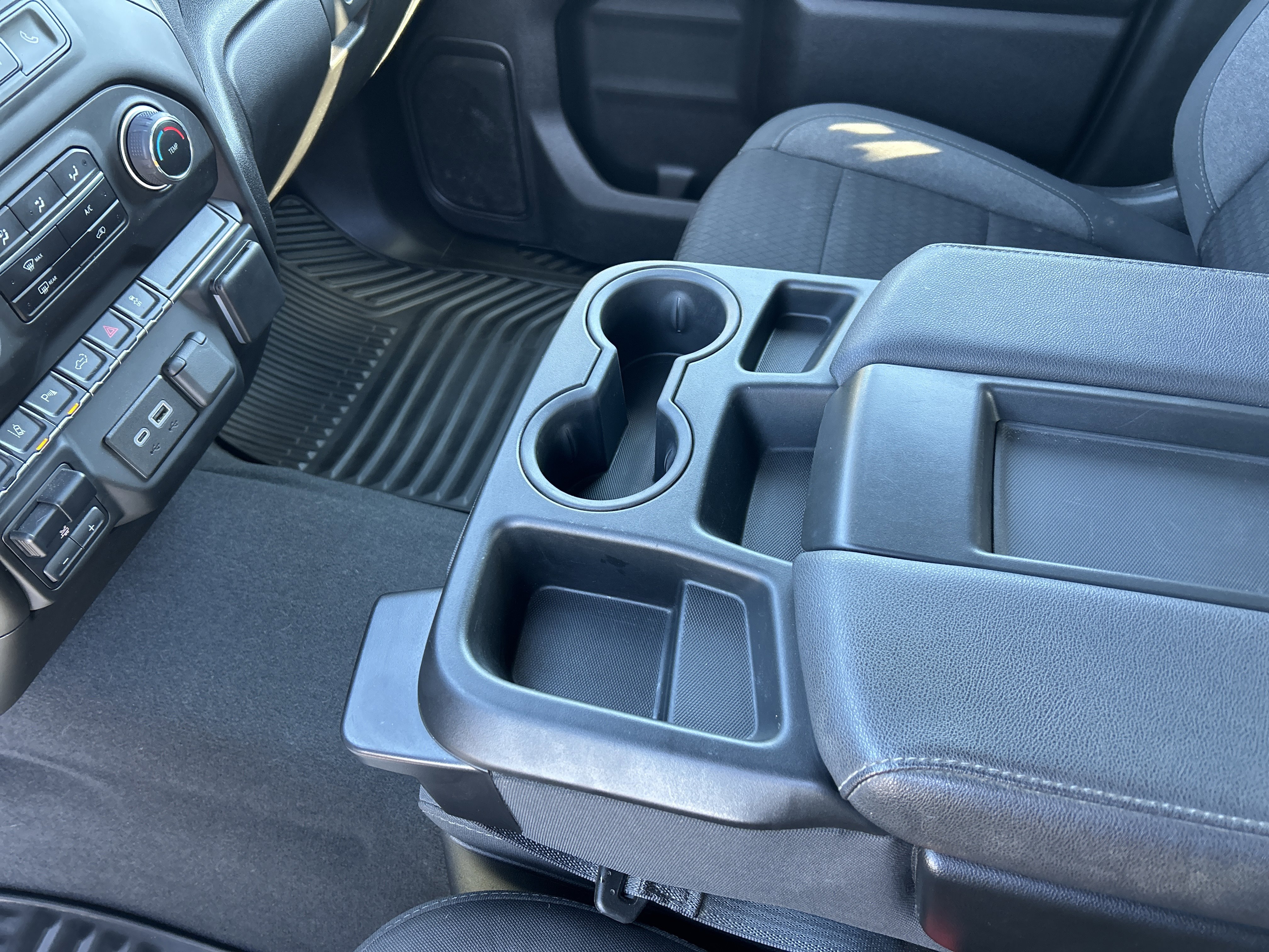 Used 2024 Chevrolet Silverado 2500 Custom w/ Custom Value Package image 22