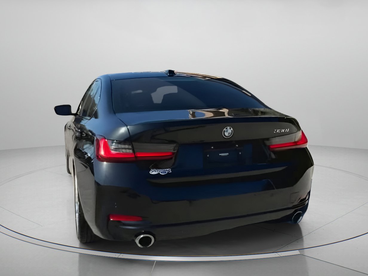 Used 2023 BMW 330i Sedan w/ Driving Assistance Package image 23