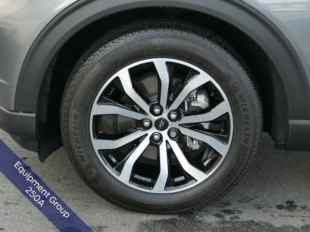 Certified 2023 Ford Explorer ST-Line w/ Class IV Trailer Tow Package RWD image 11