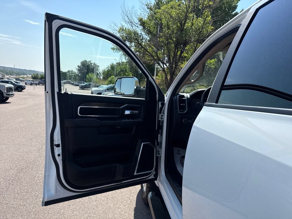 Used 2022 RAM 2500 Laramie AWD/4WD image 10
