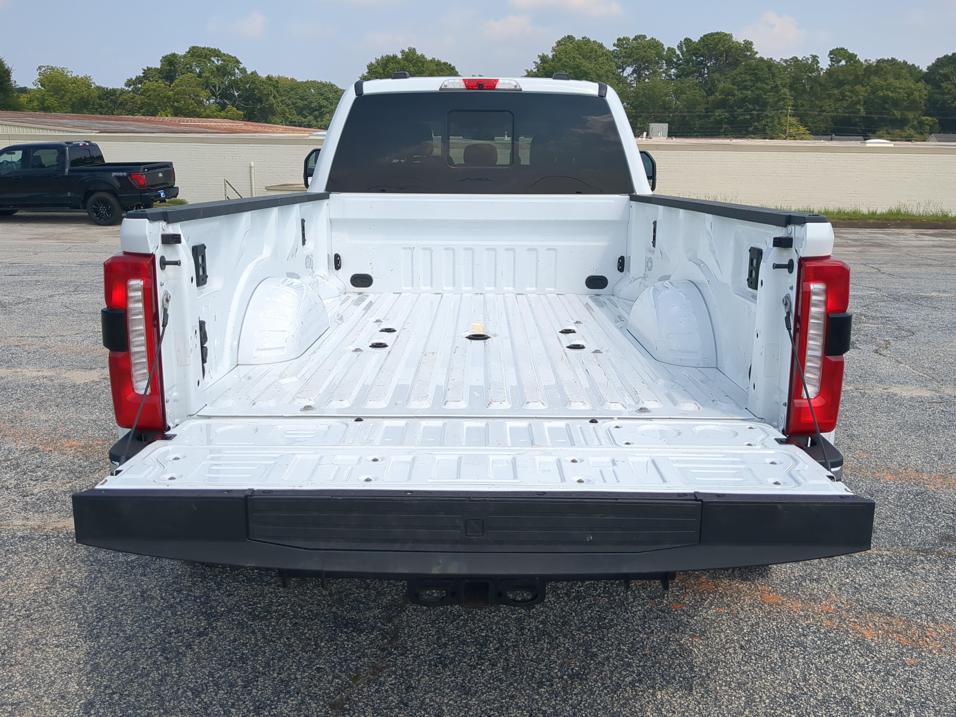 Certified 2025 Ford F350 XL w/ 360-Degree Camera Package AWD/4WD image 11