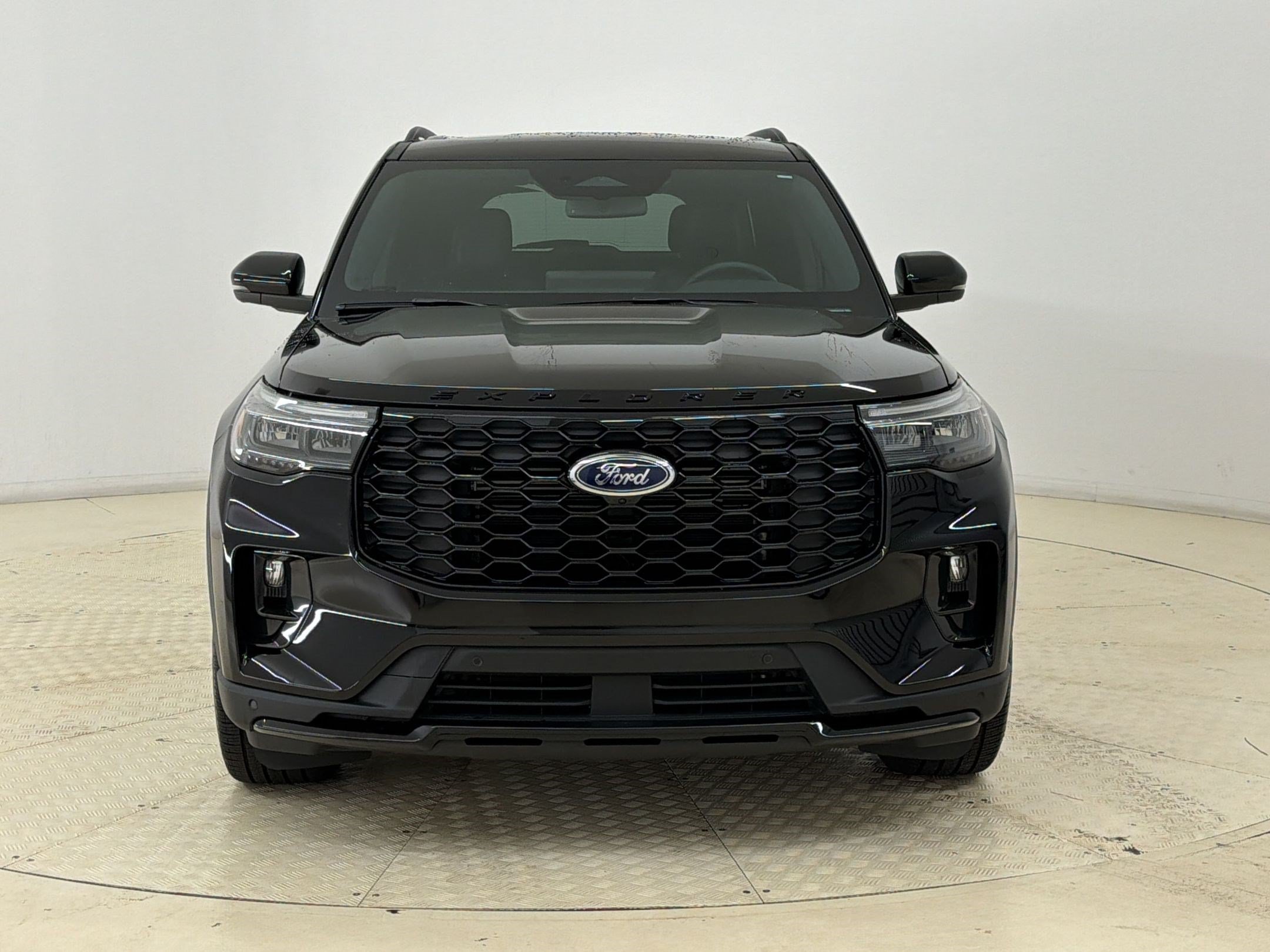 Certified 2025 Ford Explorer ST-Line w/ Premium Package AWD/4WD image 6