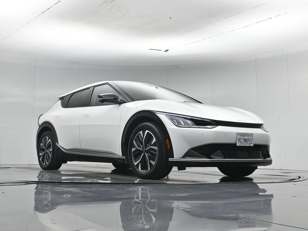 Used 2023 Kia EV6 Wind w/ Wind Technology Package AWD/4WD image 49