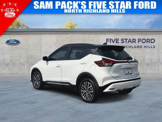 Used 2021 Nissan Kicks SR FWD image 7