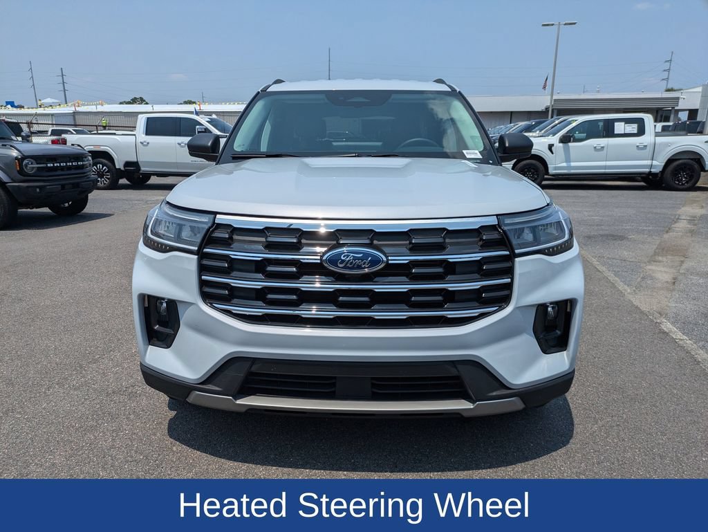 Certified 2026 Ford Explorer Active w/ Active Comfort Package RWD image 9