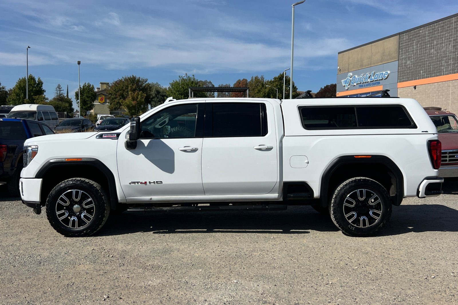 Used 2020 GMC Sierra 2500 AT4 w/ AT4 Premium Package AWD/4WD image 7