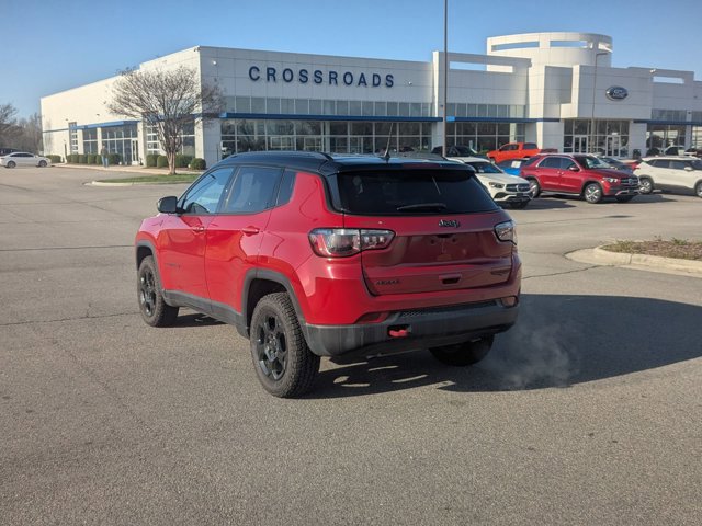 Used 2023 Jeep Compass Trailhawk image 4
