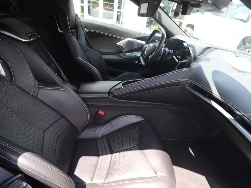 Used 2024 Chevrolet Corvette Stingray Premium Cpe w/ 3LT RWD image 12